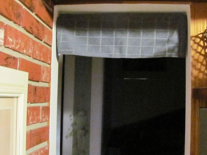 q creative idea for doorway