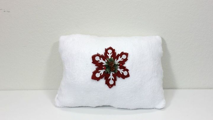 dollar tree diy towel to christmas pillow christmas decor budget