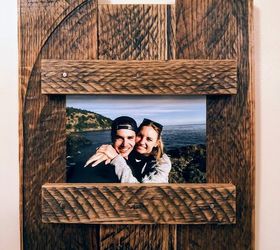 diy pallet wood picture frame