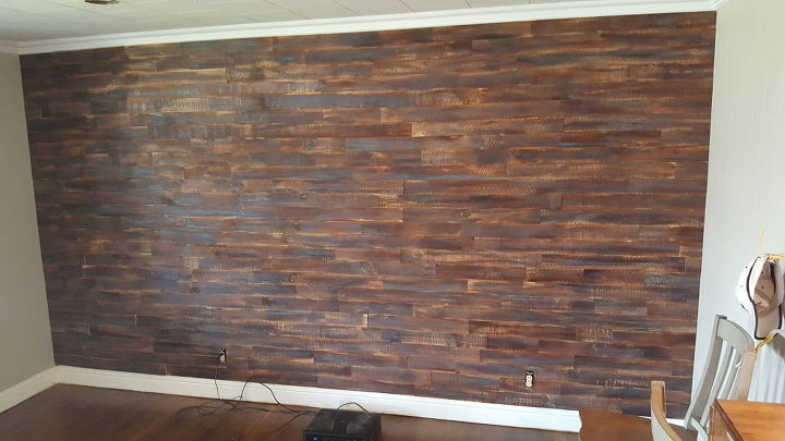 pallet wood wall with custom finish