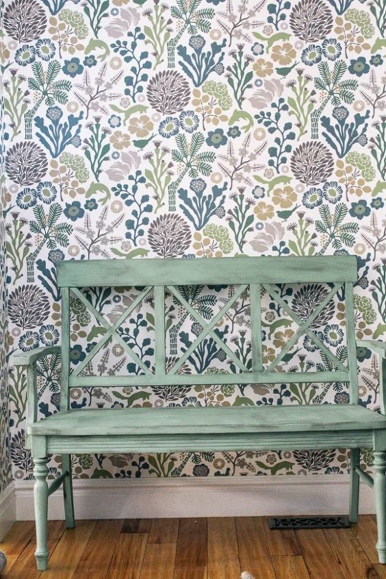 how to paint an outdoor bench