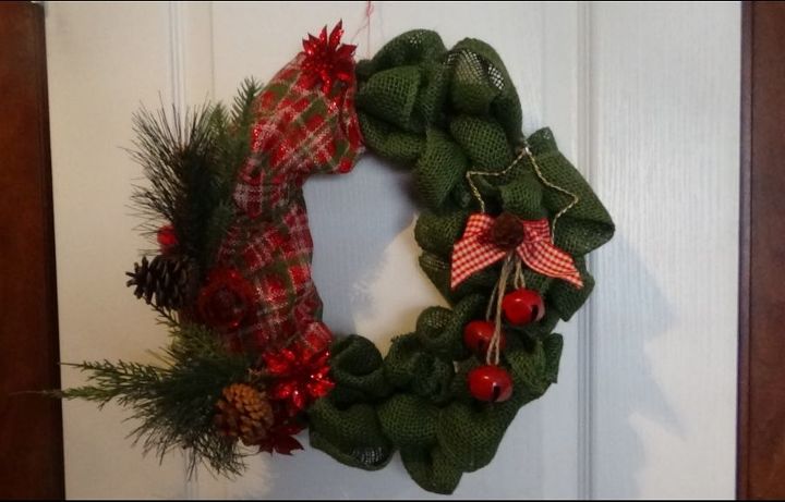 christmas burlap wreath needed