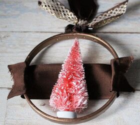 how to make a pretty bottle brush tree hoop ornament