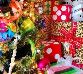 christmas fuzzy dice gift wrap