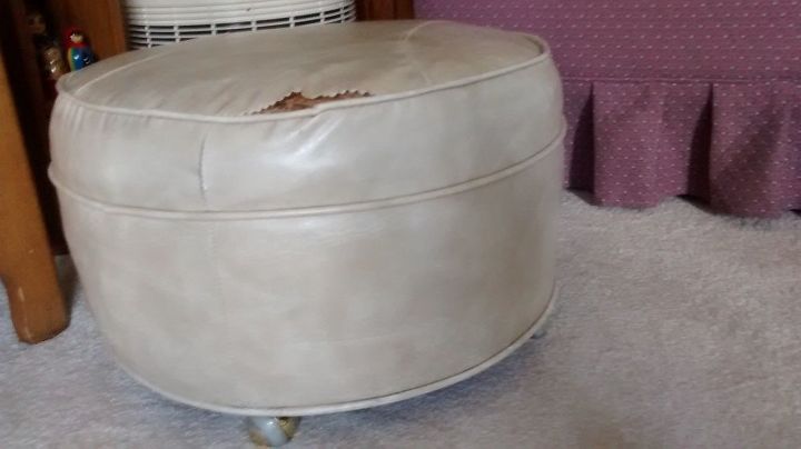 q a way to fix a vinyl hassock that has the top seam coming apart