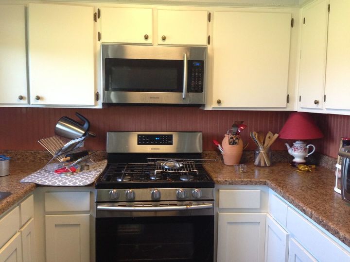 q how can my small u shaped kitchen bay window dining be user friendly