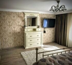 classic style bedroom vanity