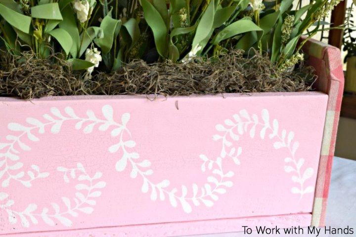 3 formas creativas de decorar una jardinera sencilla