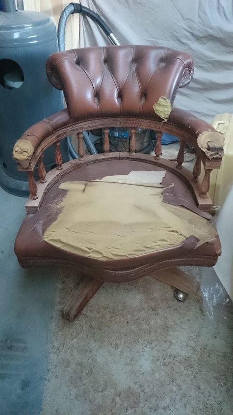 cadeira do capito restaurada, Cadeira do capit o restaurada