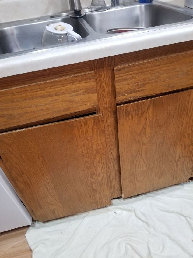 q how do i update kitchen cabinets