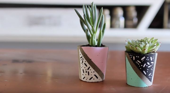 s last minute diy gift ideas for everyone on your list, Everybody loves succulents and these vases