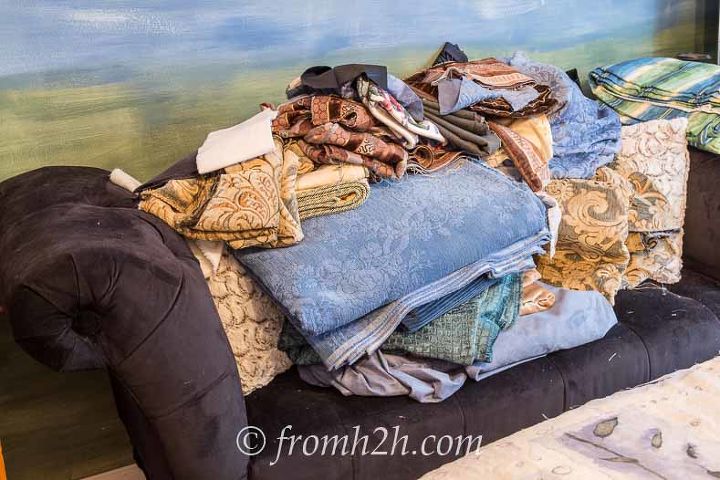 cheap and easy way to organize fabric scraps