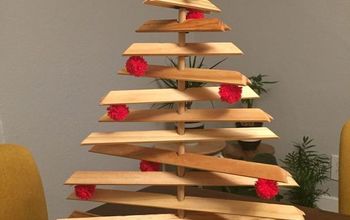 Árbol de Navidad de madera reciclada