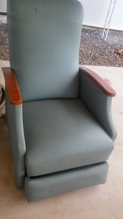 how can i add feet to this recliner