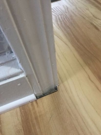 Fill A Gap Between The Wall And Floor, How To Fix Gaps In Vinyl Plank Flooring