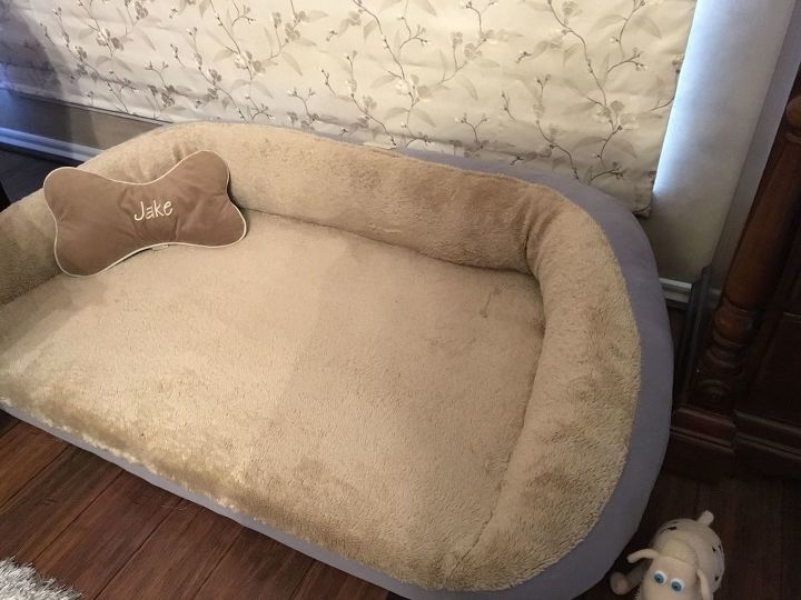 how can i paint a dog bed