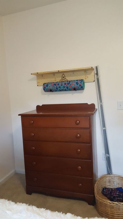yoga mat wall holder