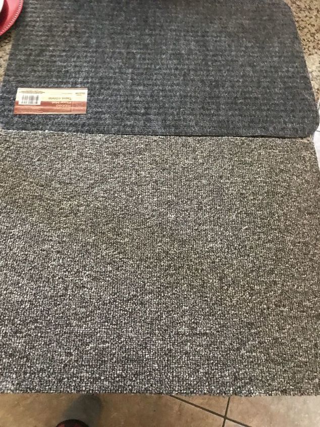 alfombra de piso personalizada de una tienda de dolares