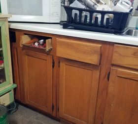 how can i use pallets to make kitchen cabinets