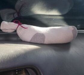 moisture and odor absorbing cat litter socks for the car