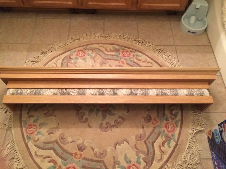 q installing a large wooden cornice