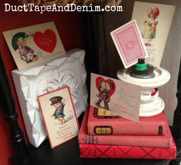 how to display vintage valentine postcards