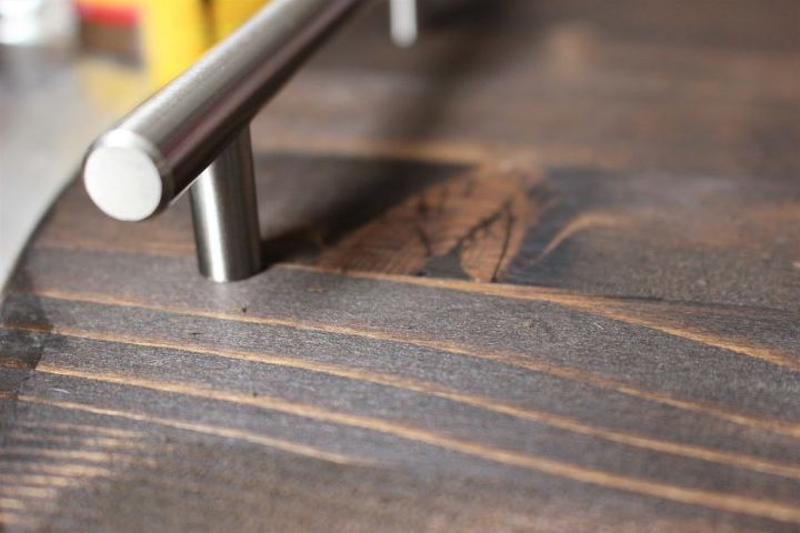 how to make a personalized wood serving tray
