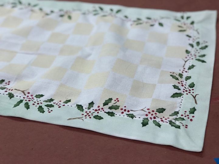 holiday table runner