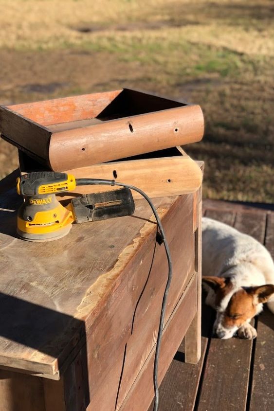 how to easily apply white wax on wood furniture