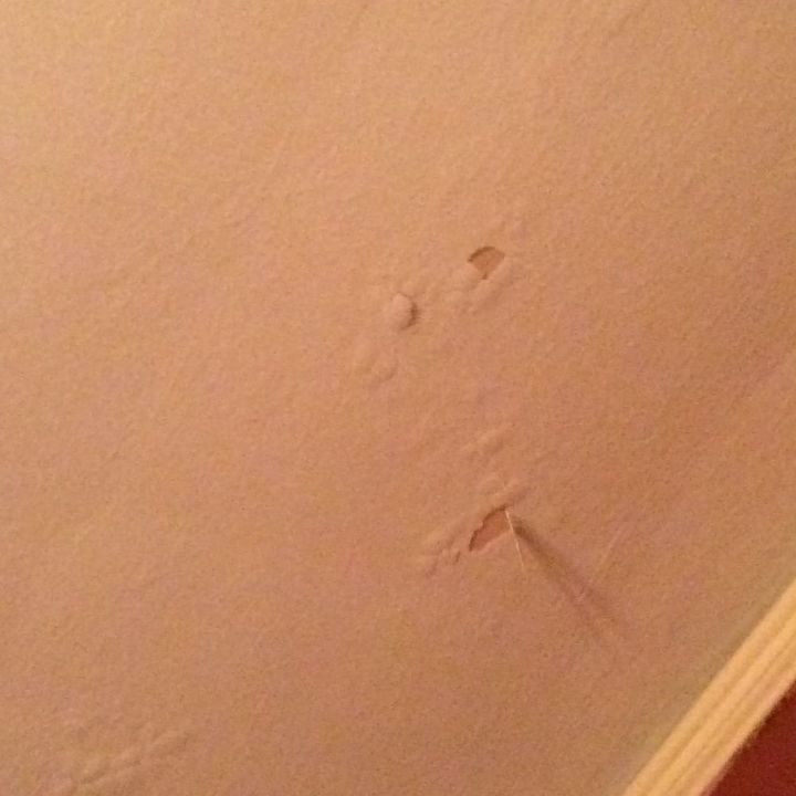 q how to repair ceiling