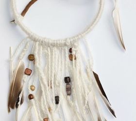 How to Make a Dreamcatcher: An Easy Tutorial