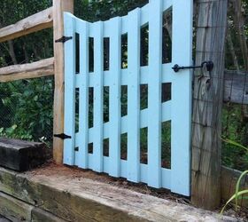 25 best diy pallet projects that will transform your home and yard, Garden Gate Via Pallet Boards Diane H