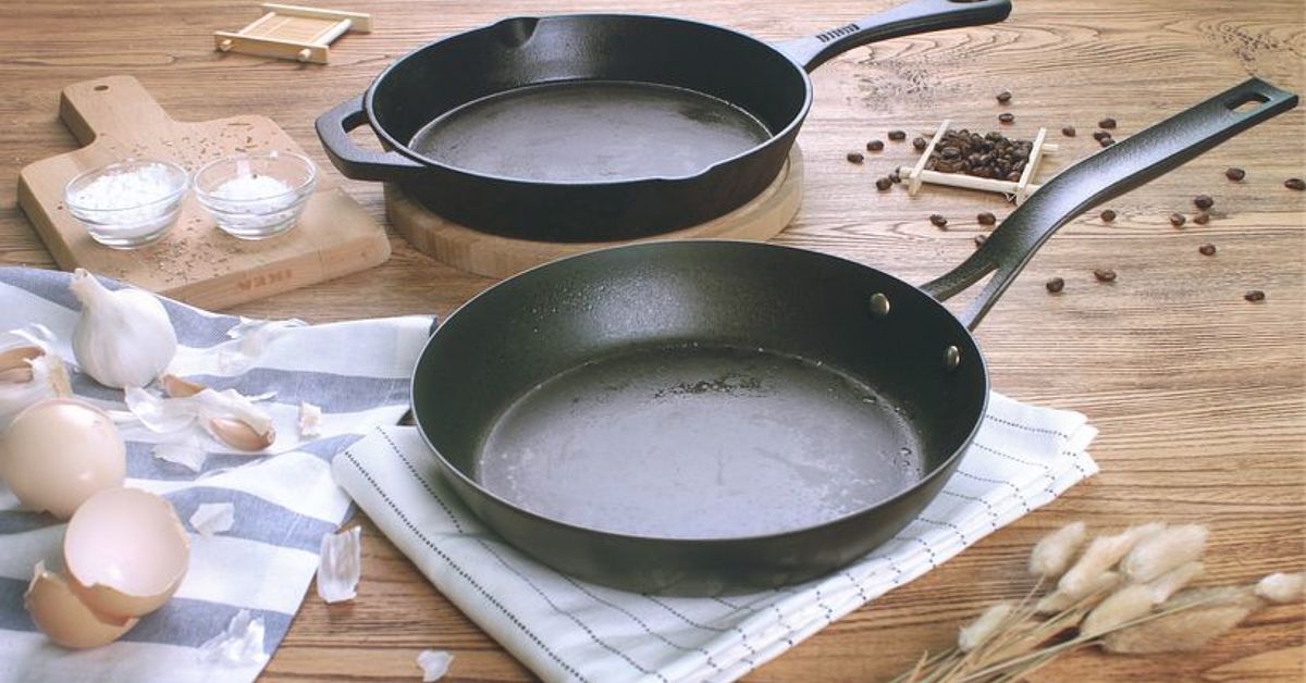 The Secret Of How To Clean Cast Iron In Four Easy Steps Hometalk