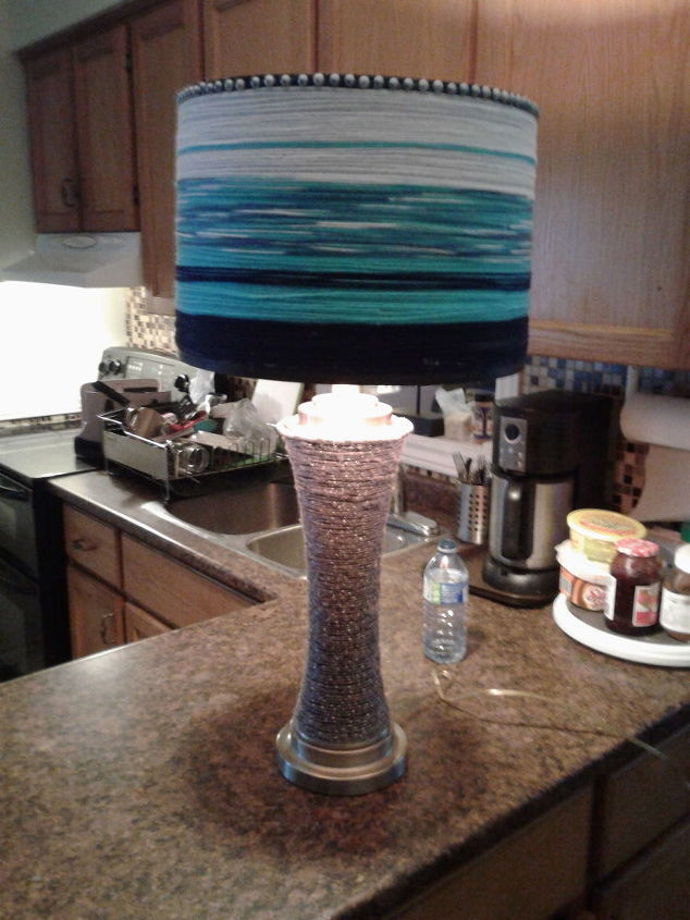 easy peazy lamp makeover