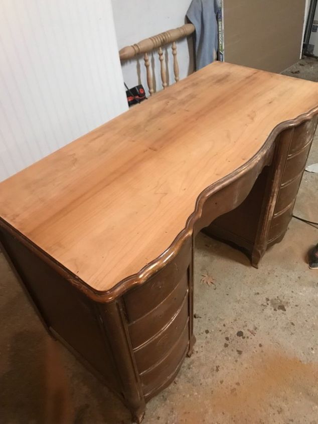 q refinish a desk