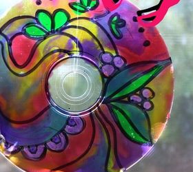 DIY Suncatchers From Upcycled CDs