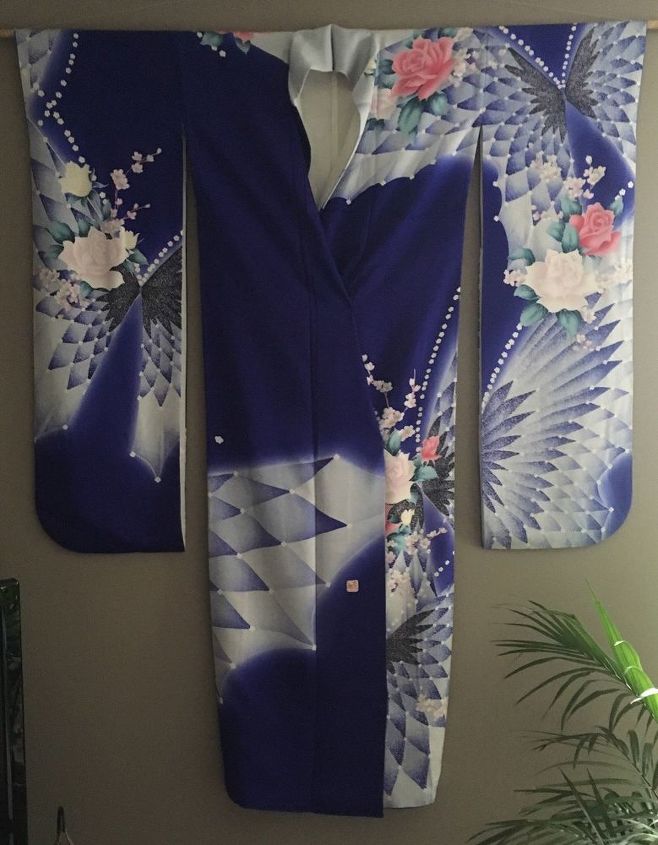 how do i display my kimono