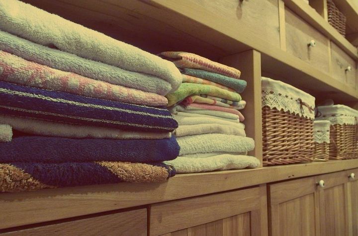 11 maneras de añadir decoración a tu cuarto de lavado