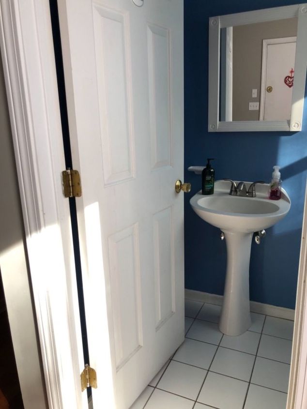 q small 1 2 bathroom remodel