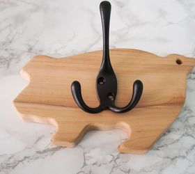 pig cutting board becomes a key holder