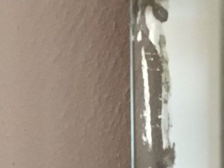 q protect frame an old mirror