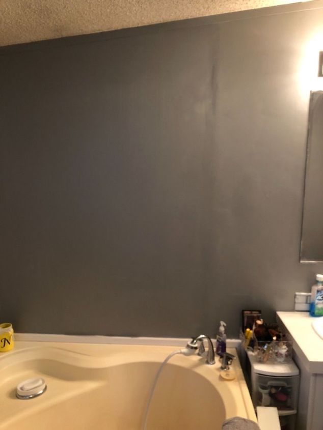q need help decorating bathroom wall