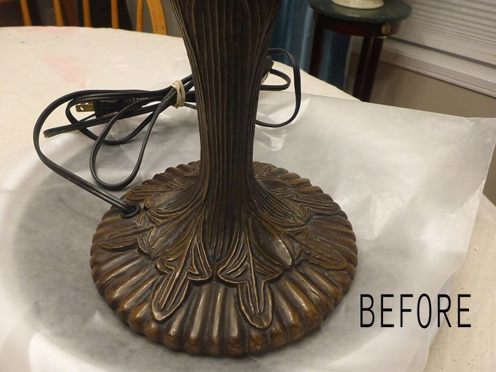 how to update your oil rubbed bronze lamp bases using 2 tbsp of paint