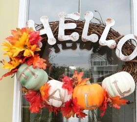the best outdoor fall decor and fall decorating ideas for every home, Fall Wreath With Rusty Hello Alicia W