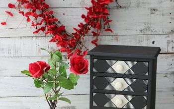 How to Paint a Garage Sale Wooden Jewelry Chest