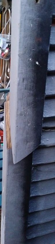 q how do i fix this wood shutter