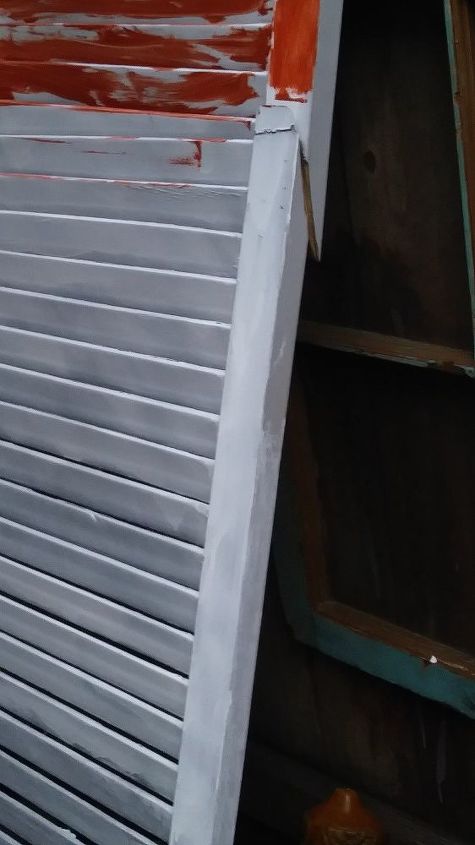 q how do i fix this wood shutter