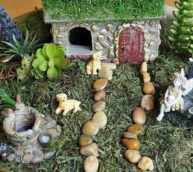 las 20 ideas ms creativas para jardines de hadas, Jard n de hadas en miniatura en una jardinera Phyllis