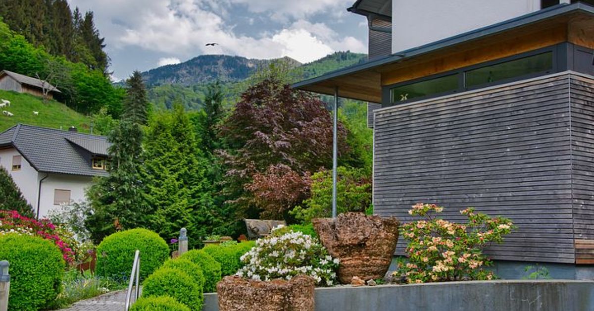 Curb Appeal Small Front Yard Landscaping Ideas Low Maintenance - 4 low