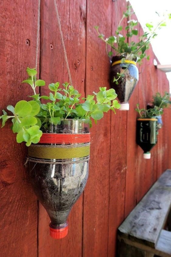 the most ingenious vertical garden ideas for small spaces, Plastic Planters Vertical Garden Magdalena